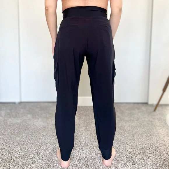 Athleta Sutton Joggers - Black Gorpcore Athleisure Hiking Travel Pants - Size 8 - Picture 3 of 16